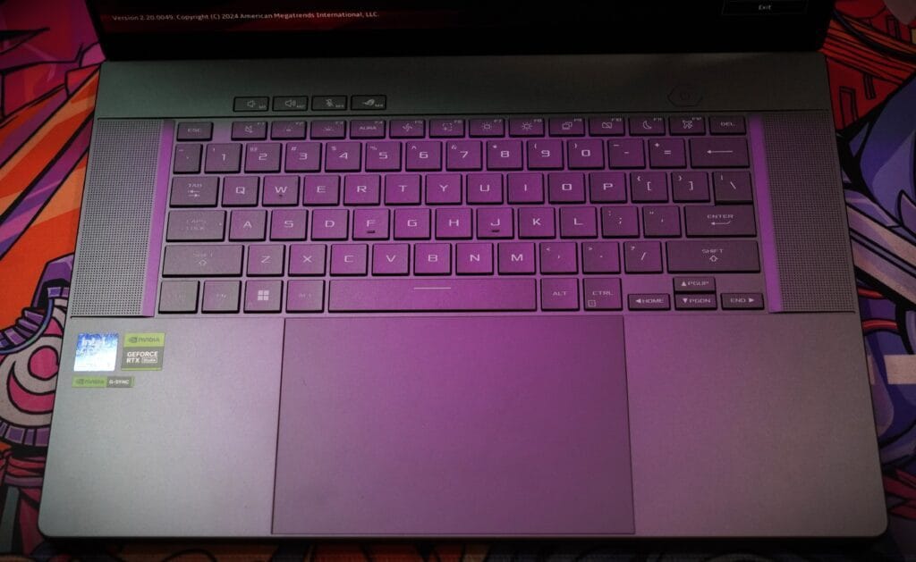 Zephyrus G16 C-side